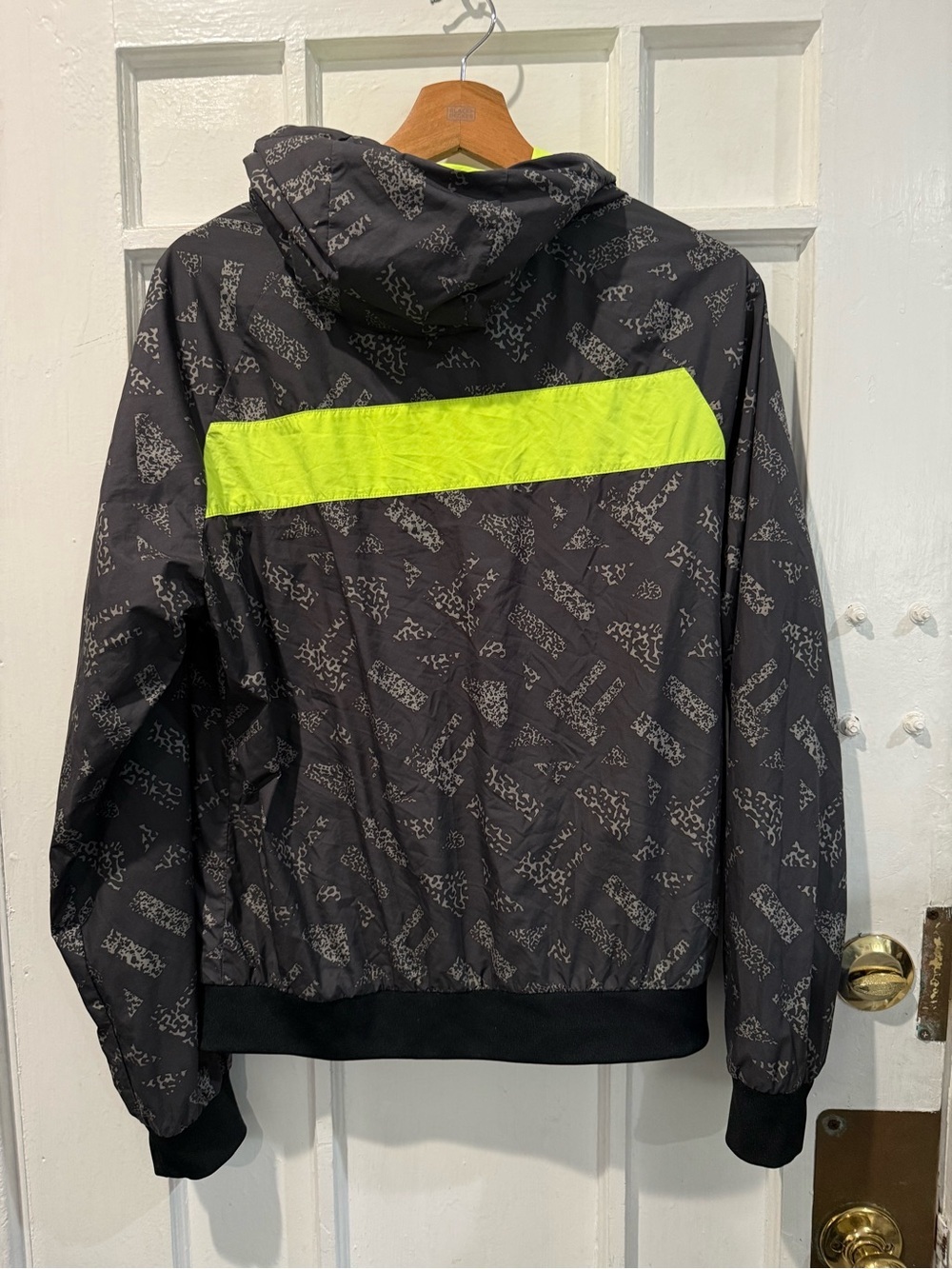 Nike Black Jacket with Neon Yellow Trim - Picture 2 of 3